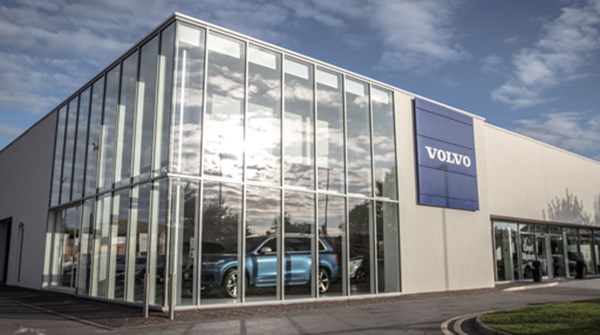 Volvo Service Volvo Servicing, Parts and Repairs Lloyd Volvo